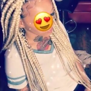 Meet your Posher, Deasia